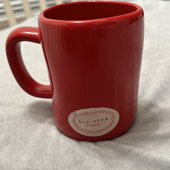 Rae Dunn By Magenta 213 MERRY Red Coffee Cup Mug Christmas Gift Decor Holiday - Picture 3 of 7